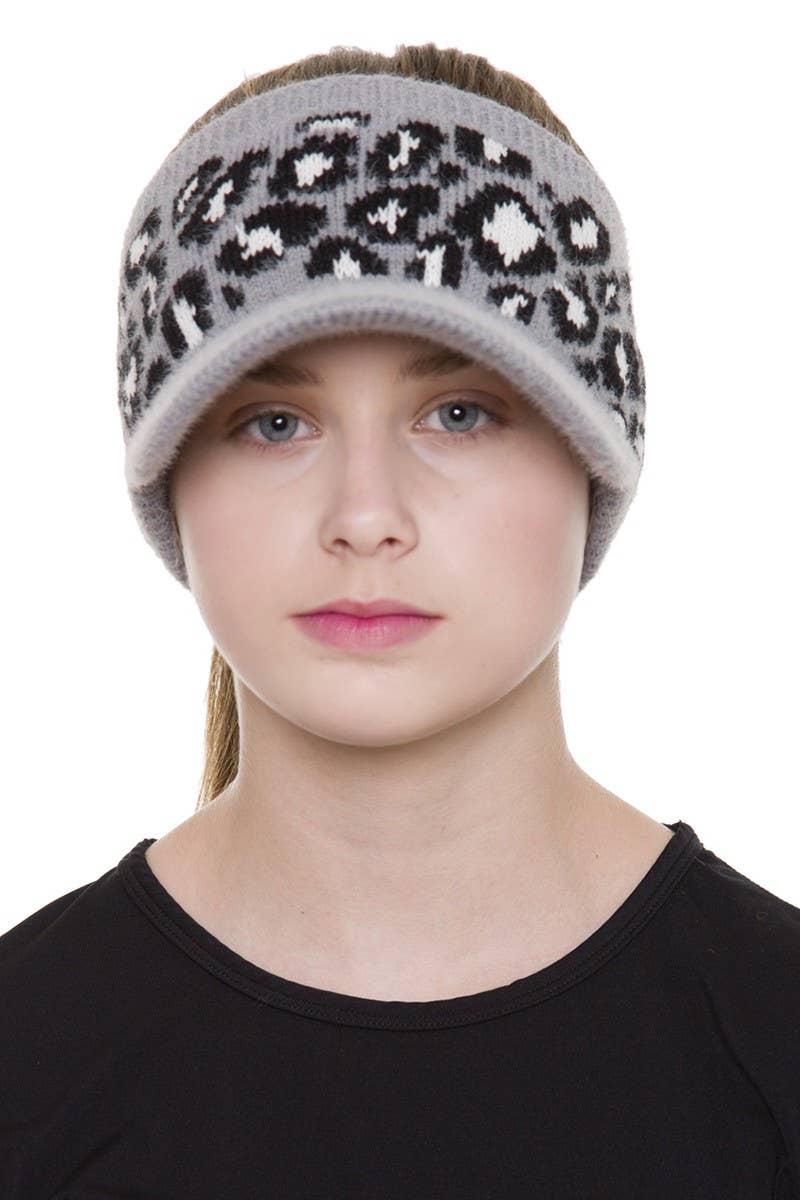 Leopard Detailed Ponytail Knitted Visor Hat