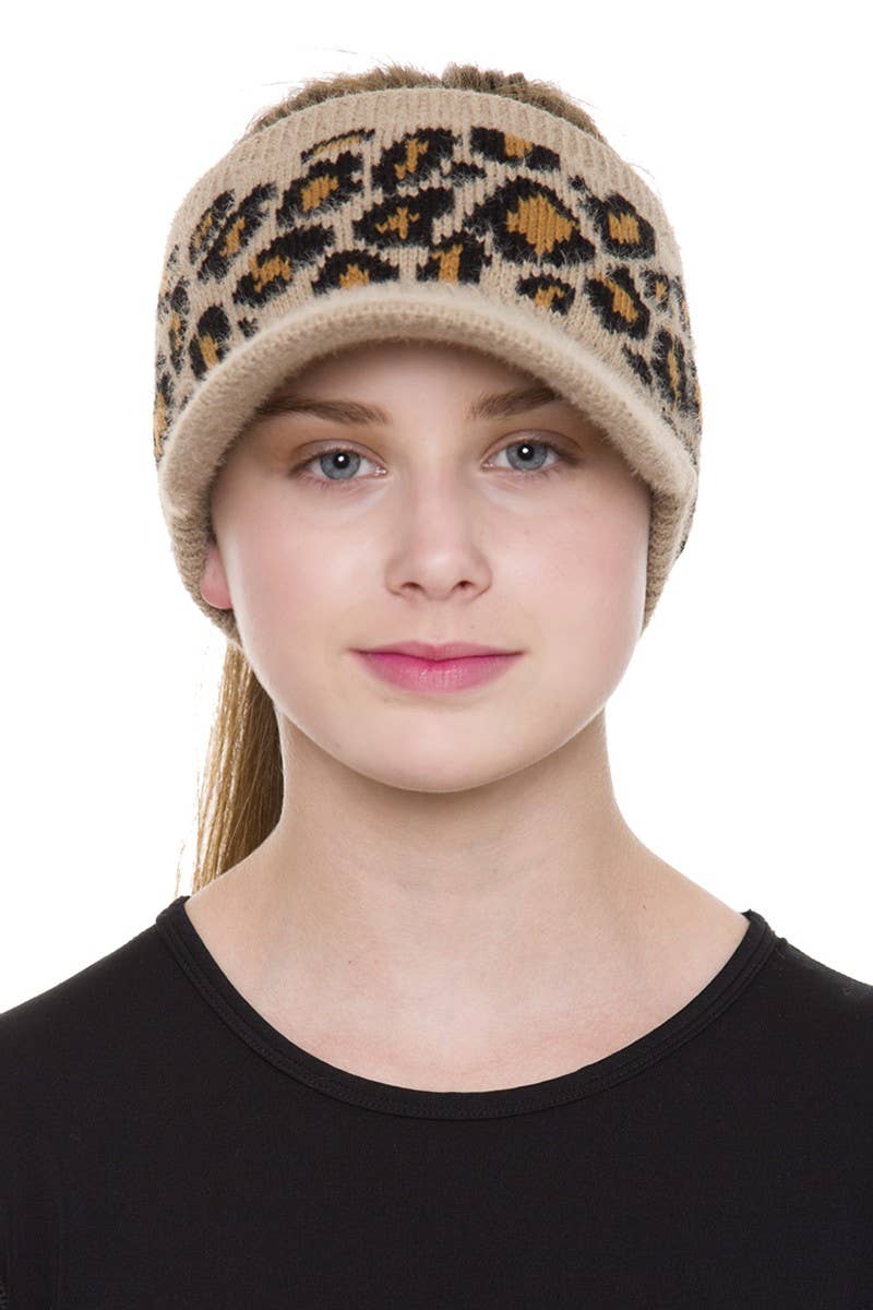Leopard Detailed Ponytail Knitted Visor Hat