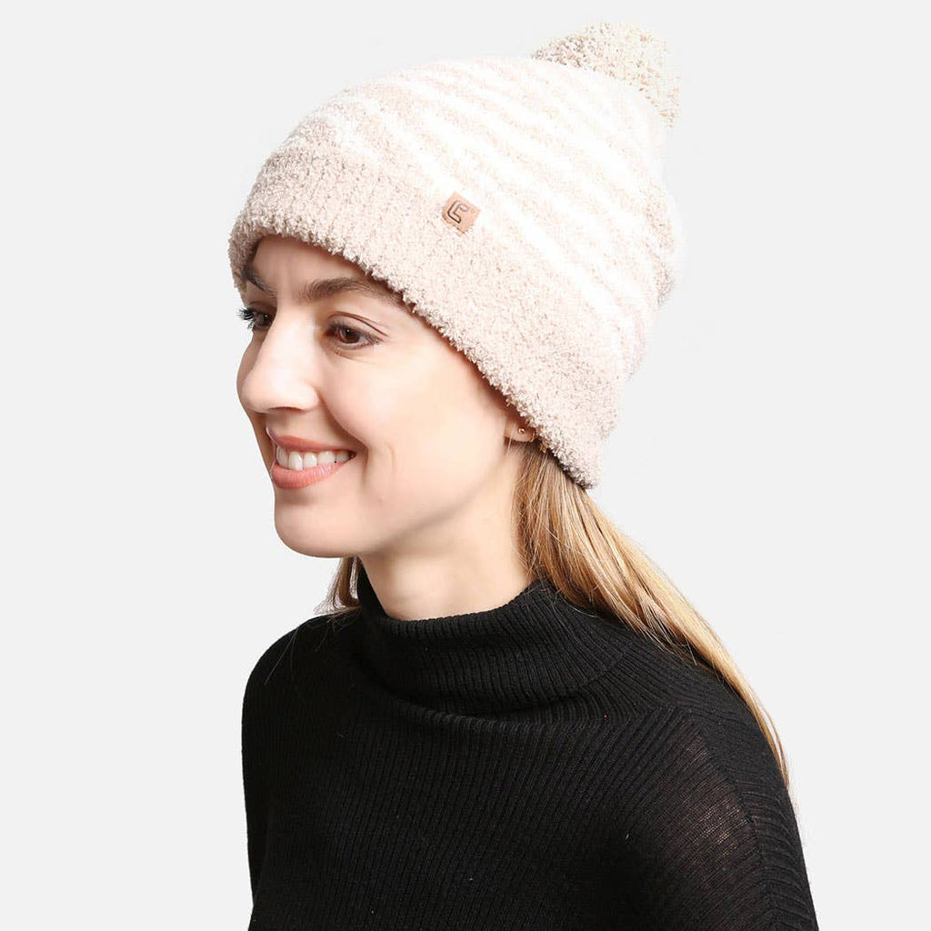 Zebra Print Luxury Soft Beanie w Pom Pom