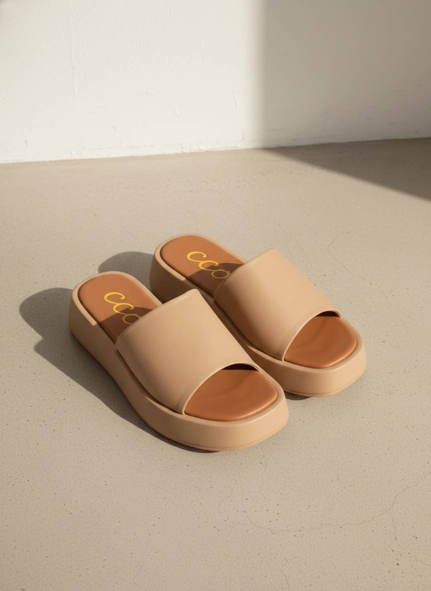 TOVE Minimal Platform Slide Sandals with Clean Everyday Desi