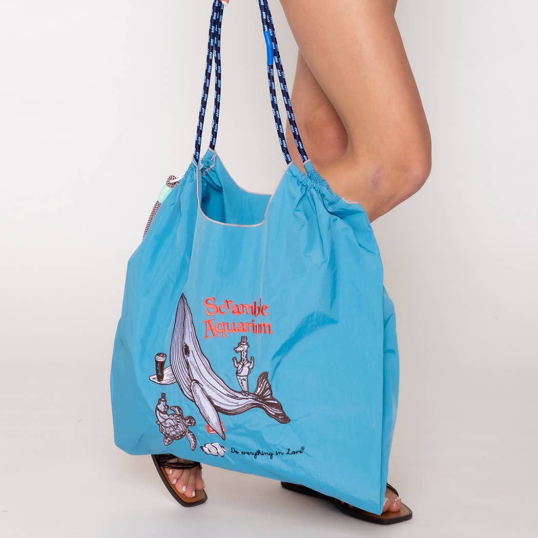 Scramble Aquarium Embroidery Light Weigh Handbag