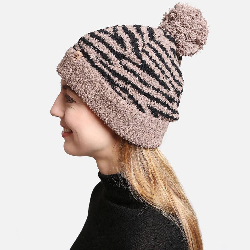 Zebra Print Luxury Soft Beanie w Pom Pom
